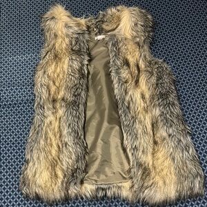 Faux Fur Vest xhilaration size xs